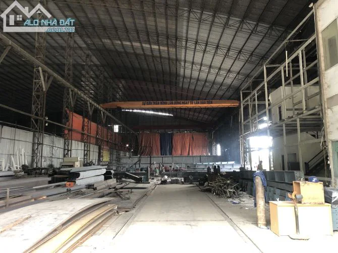 Cần cho thuê 2500m2 kho xưởng tiêu chuẩn tại KCN Thạch Thất , Quốc Oai.