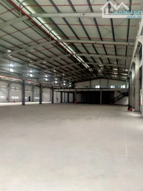 Cần cho thuê nhà xưởng mới, đẹp, PCCC tự động nghiệm thu; 2000m2, 4000m2 KCN Thạch Thất,HN